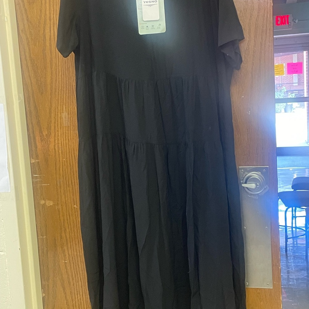 Black Short Sleeve Dress